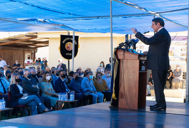 44170anastasiadesmorf.jpg